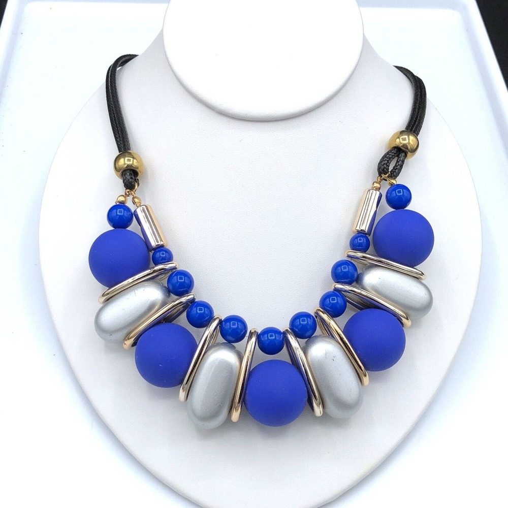 Vintage Chunky Blue Plastic Beaded Necklace Matte Silver Gold Tone Nautical Bib - Picture 1 of 5